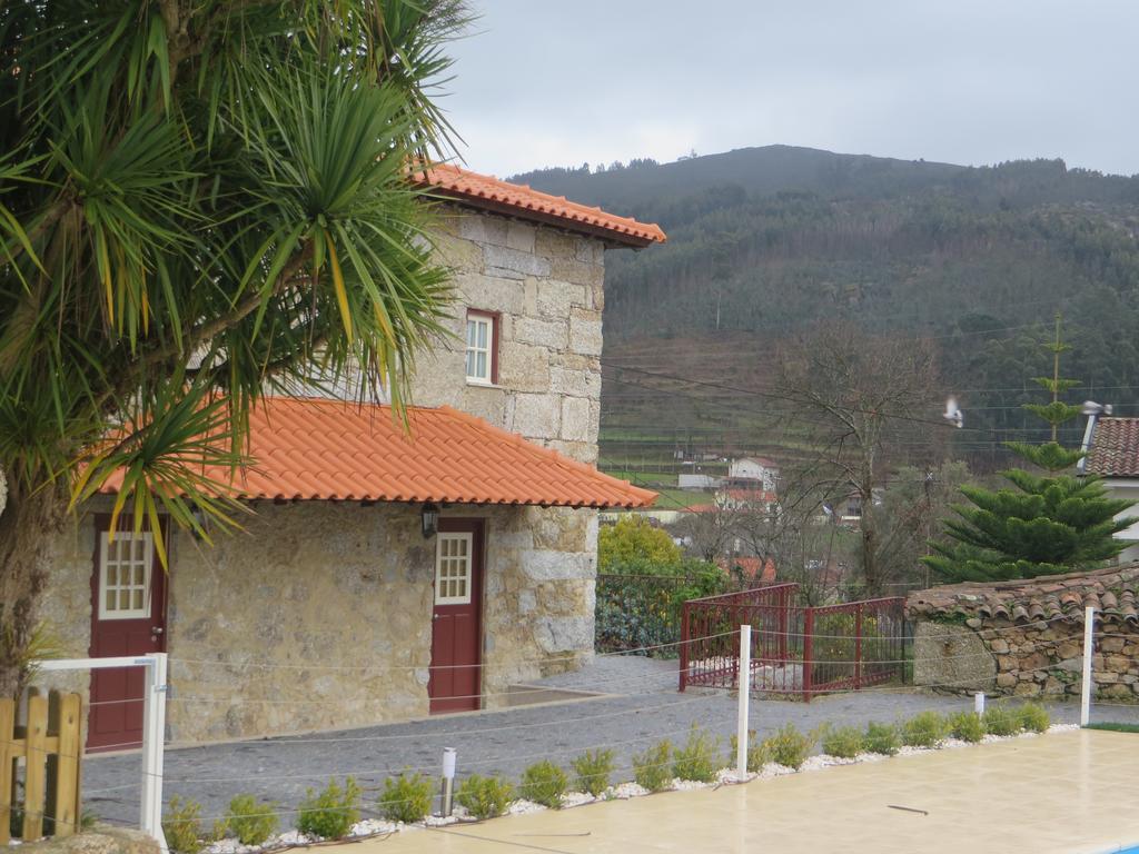 Casa Cachada Guest House Braga Room photo