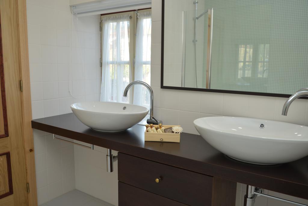 Casa Cachada Guest House Braga Room photo