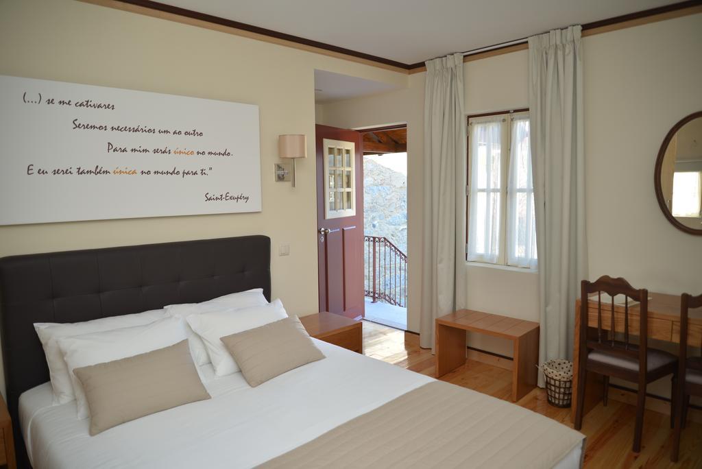 Casa Cachada Guest House Braga Room photo
